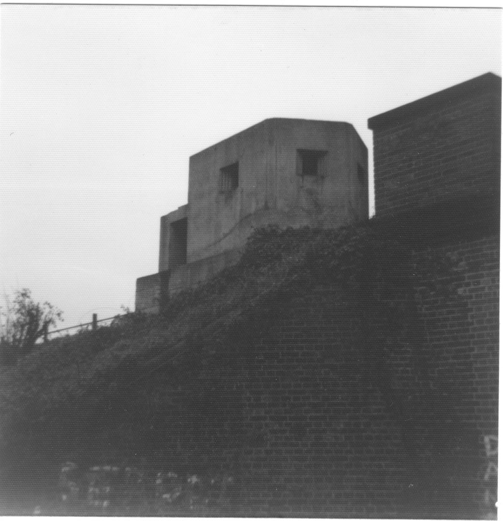 Kew Railway Bridge variant E34853
