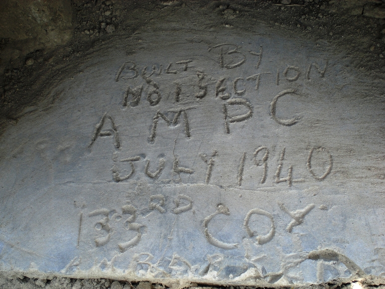Original graffiti in loophole showing who built and when.