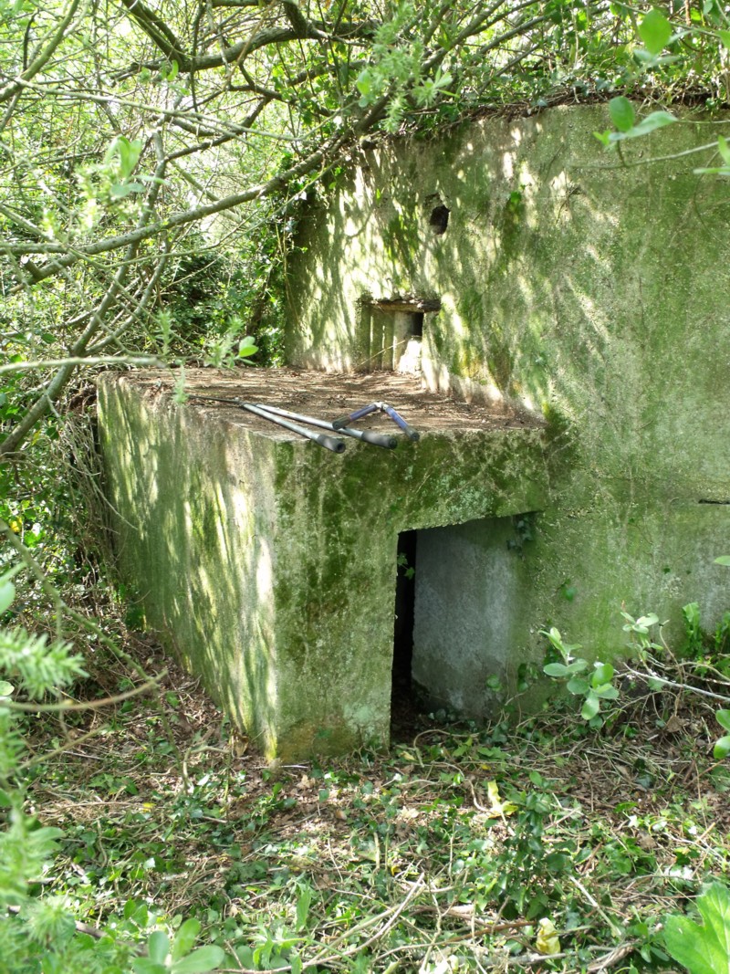 EAST STOKE TYPE 22 CLEARED PROTECTED ENTRANCE